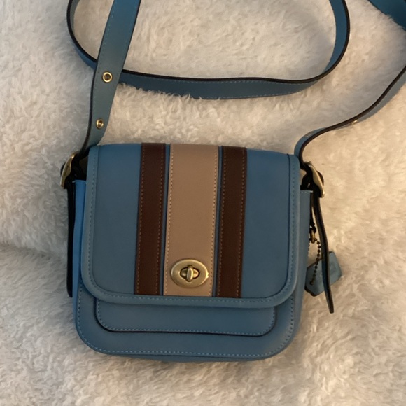 COACH. Elegant Blue and Brown Crossbody Bag